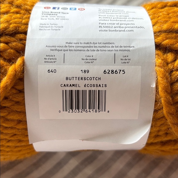 3/15$ ✨ Lion Brand Wool-Ease Thick & Quick Yarn butterscotch - Mustard bulky - Picture 2 of 3